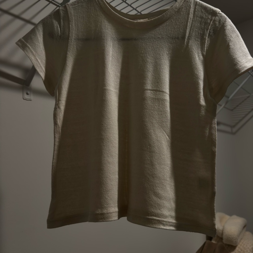 OZMA Short-Sleeve Tee in Cream